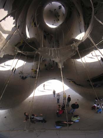 Cloud Gate Sculpture: Millennium Park