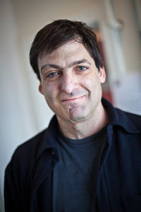 dan_ariely_-_poptech_2010_-_camden_maine